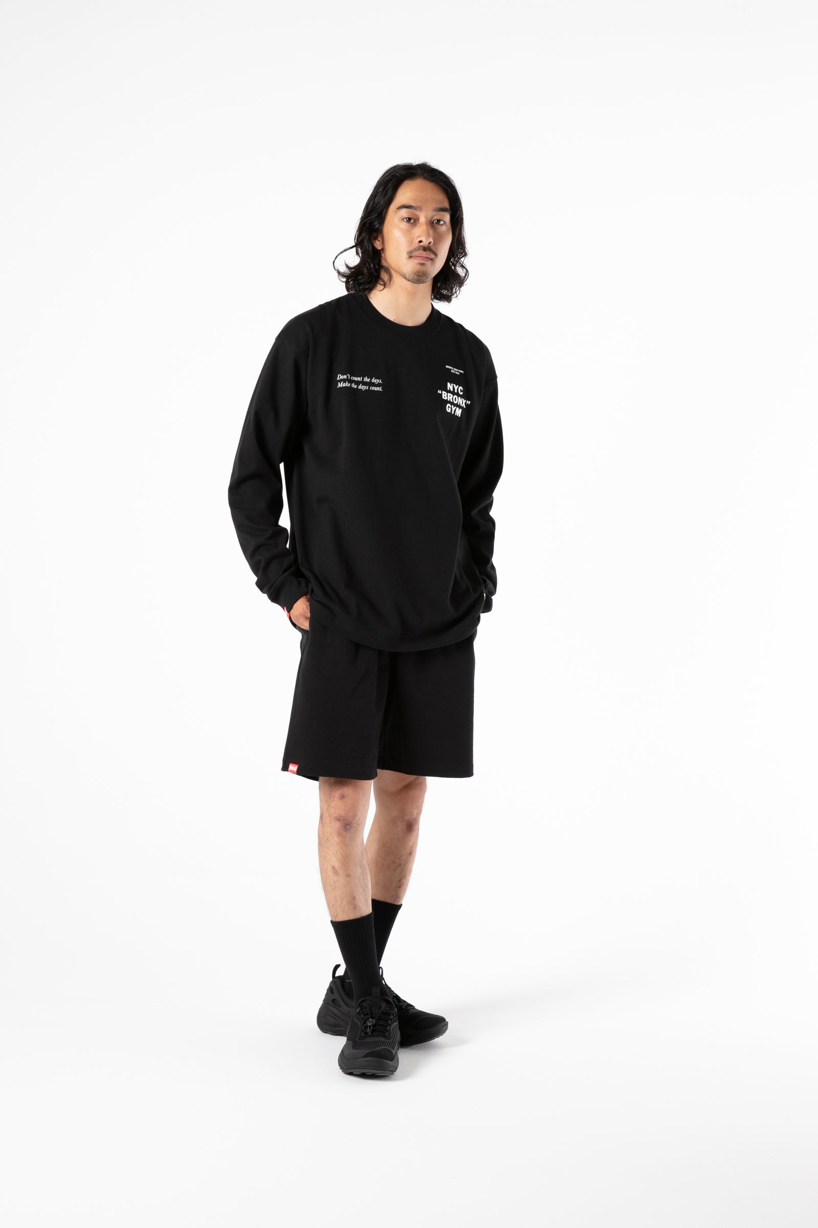 美品 EVERLAST TATSUYOSHI スウェット 黒 辰吉丈一郎 XL 20241015084822-0.webp