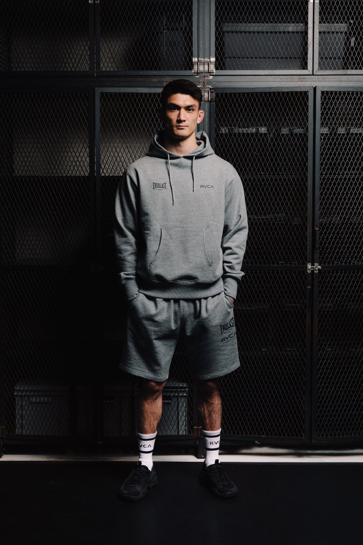 EVERLAST×RVCA SHORTS