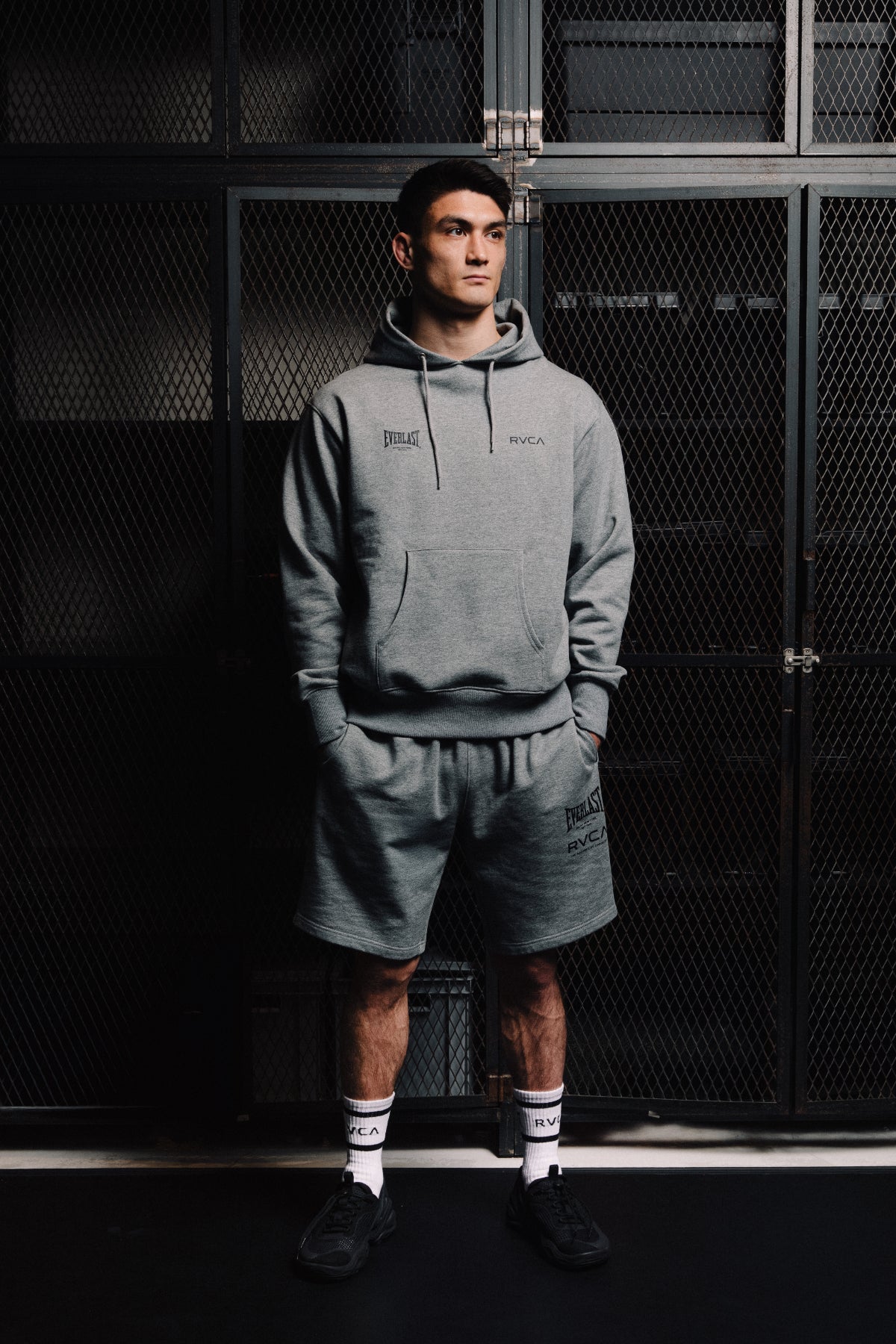 EVERLAST×RVCA SHORTS