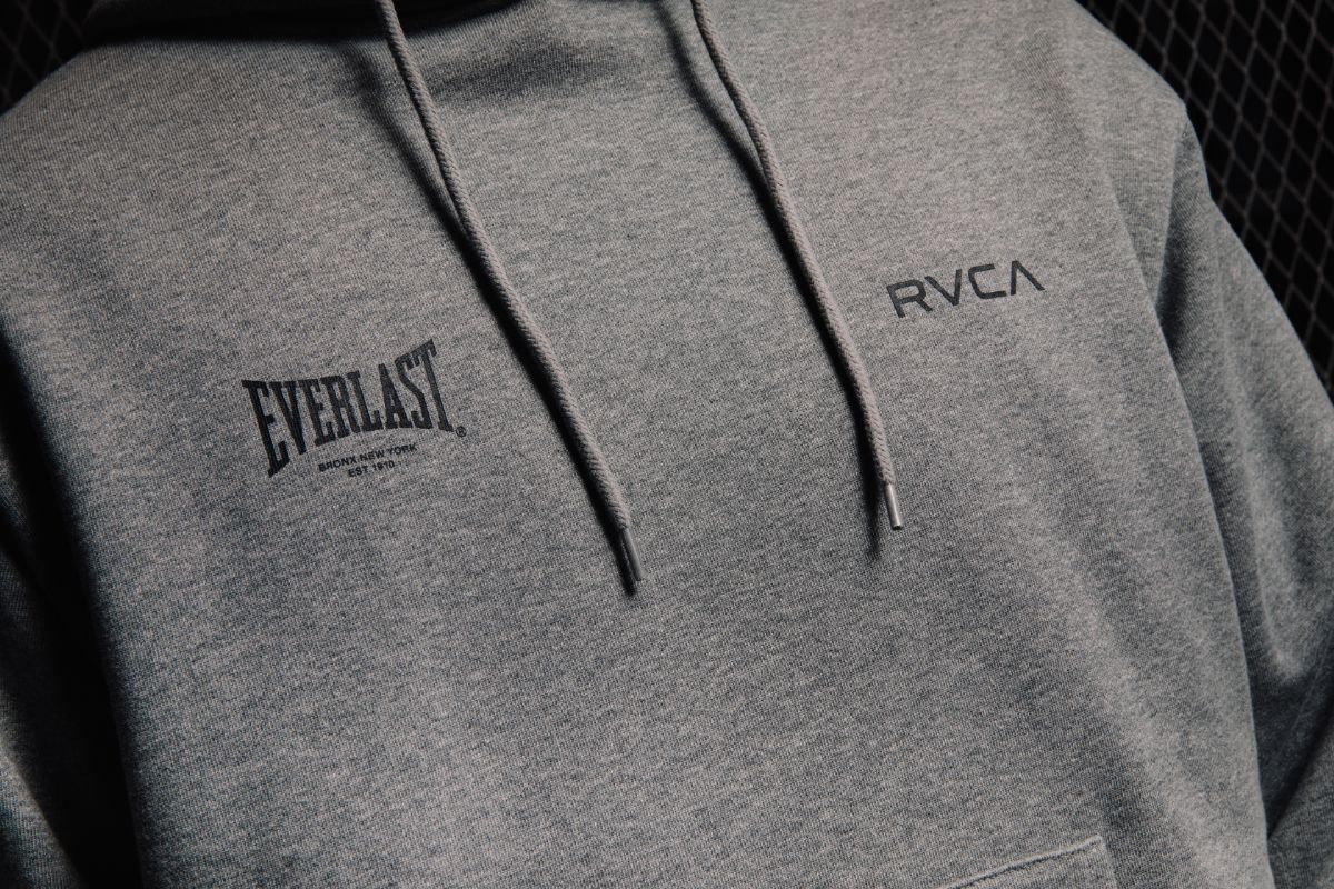 EVERLAST×RVCA HOODIE