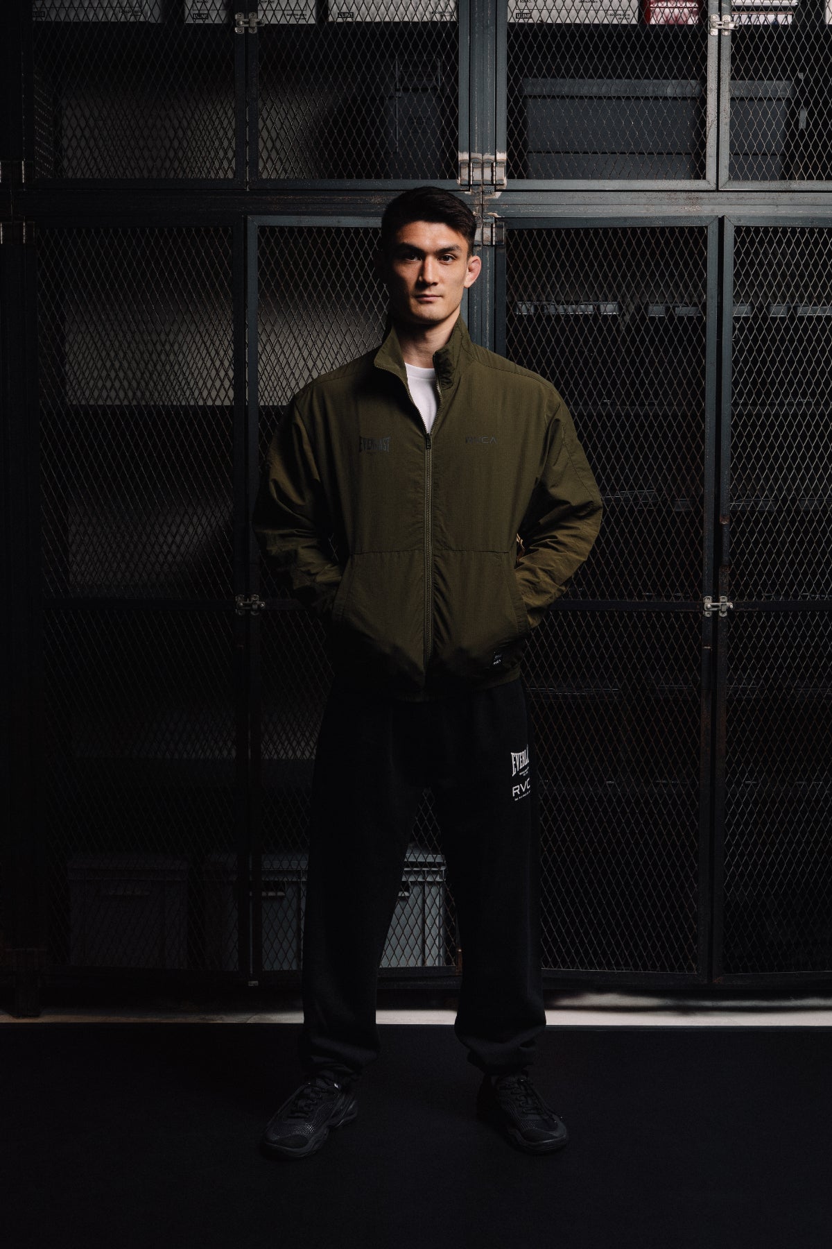 EVERLAST×RVCA LIGHT JACKET