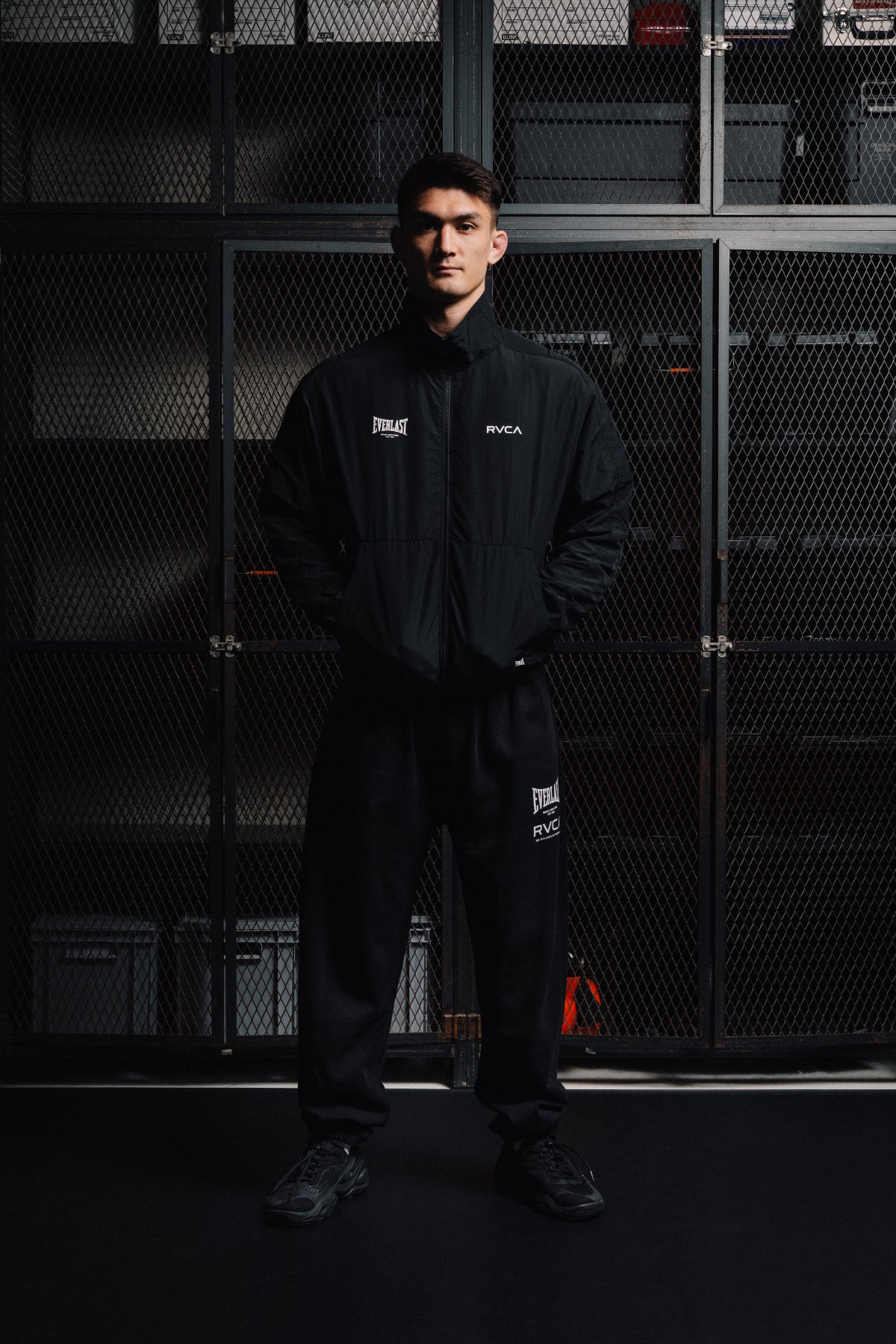 EVERLAST×RVCA SWEATPANTS