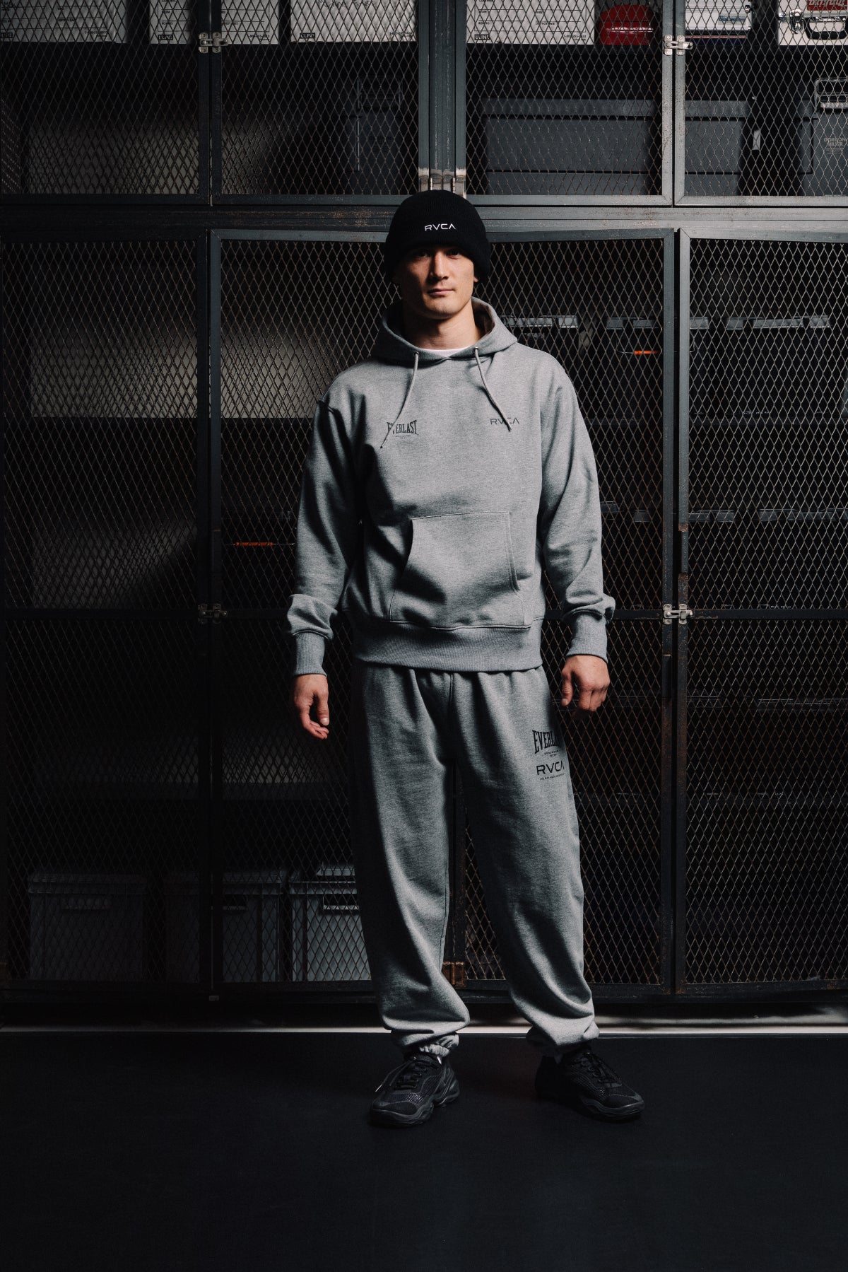 EVERLAST×RVCA SWEATPANTS