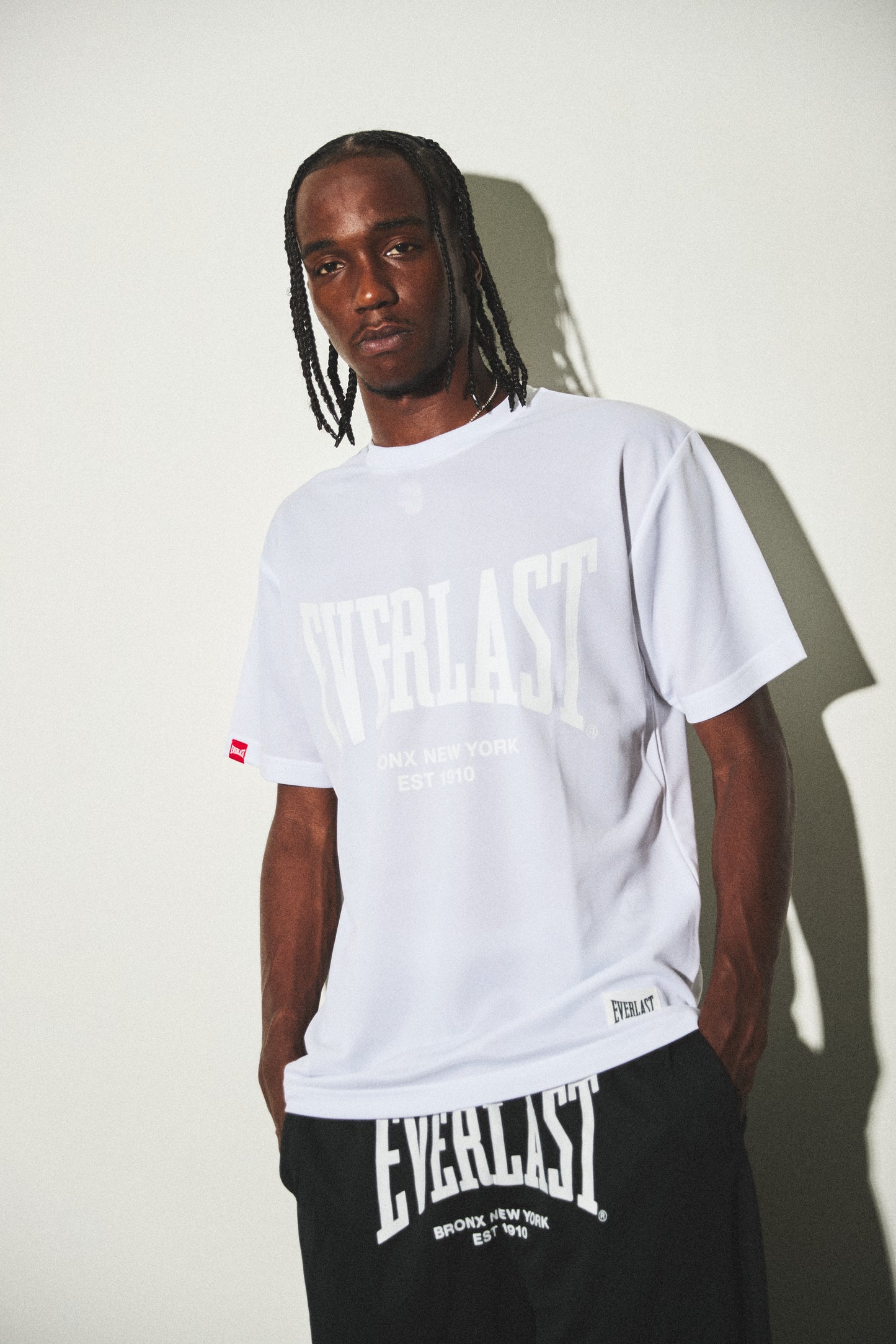 EVERLAST DRY TEE front logo