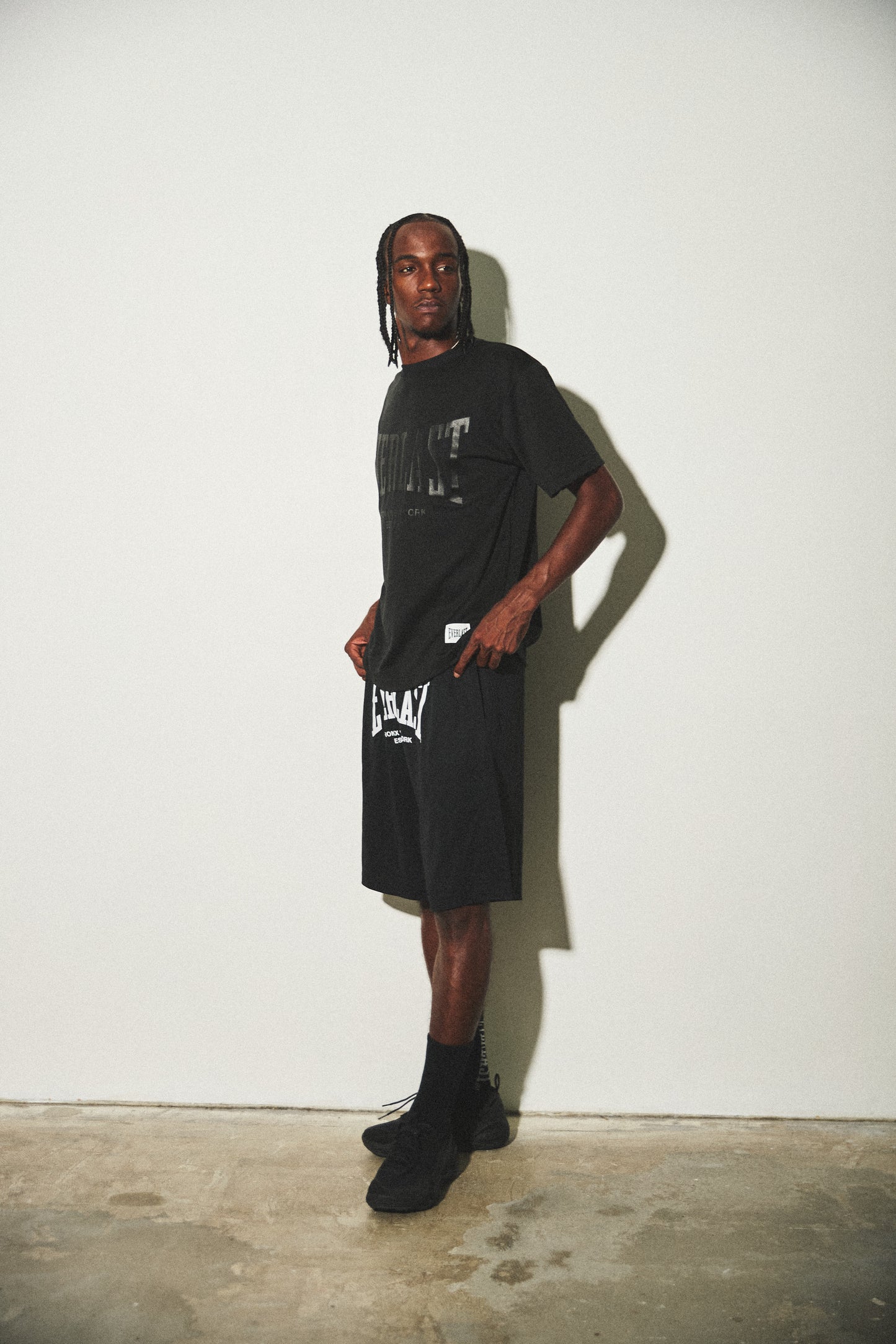 EVERLAST DRY shorts front logo