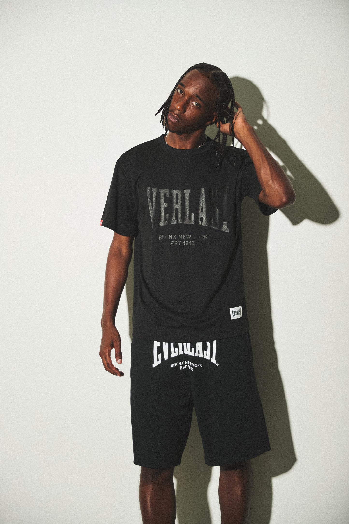 EVERLAST DRY TEE front logo