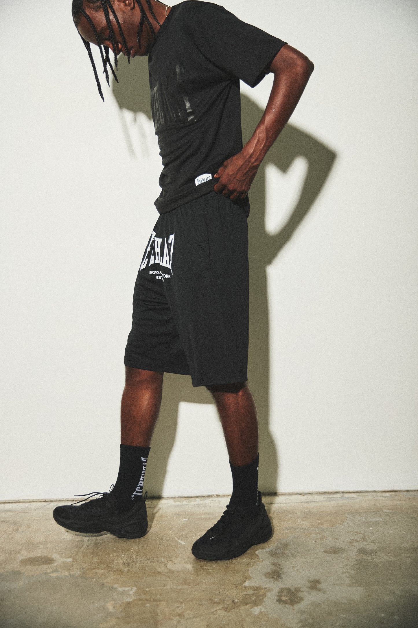 EVERLAST DRY shorts front logo
