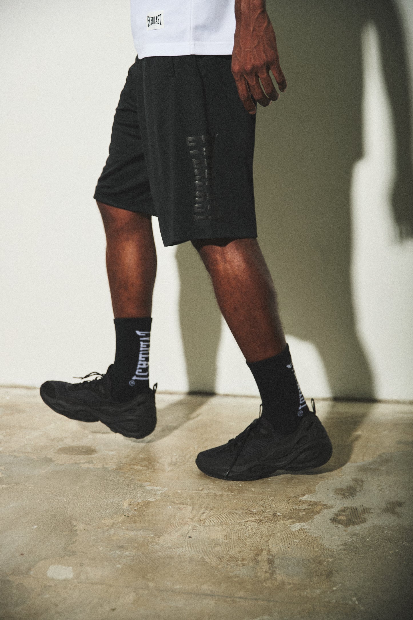 EVERLAST DRY shorts side logo