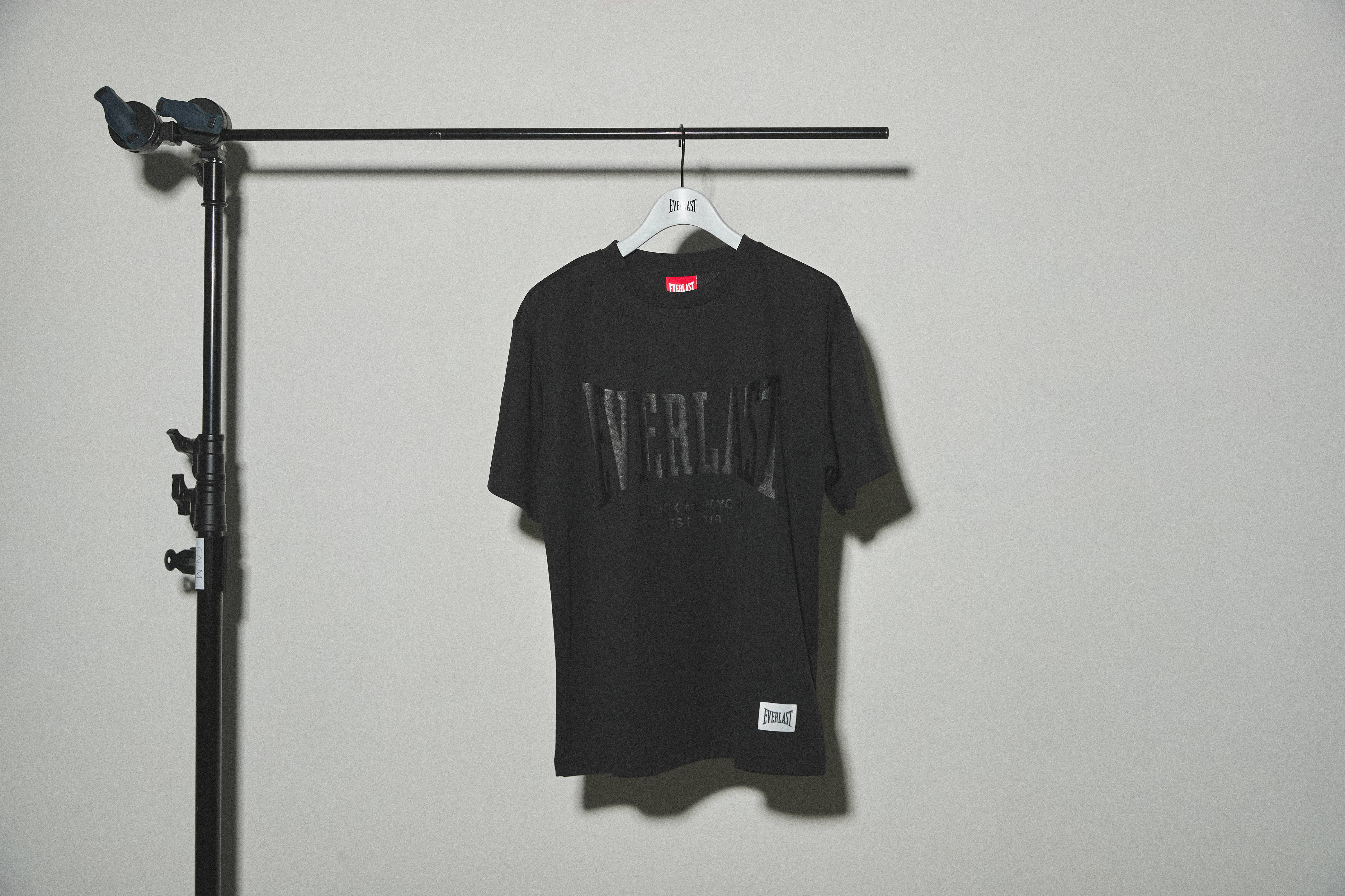 90's EVERLAST ハウスオブペイン tee Saturdays NYC（サタデーズ ニューヨークシティ ）の「EVERLAST