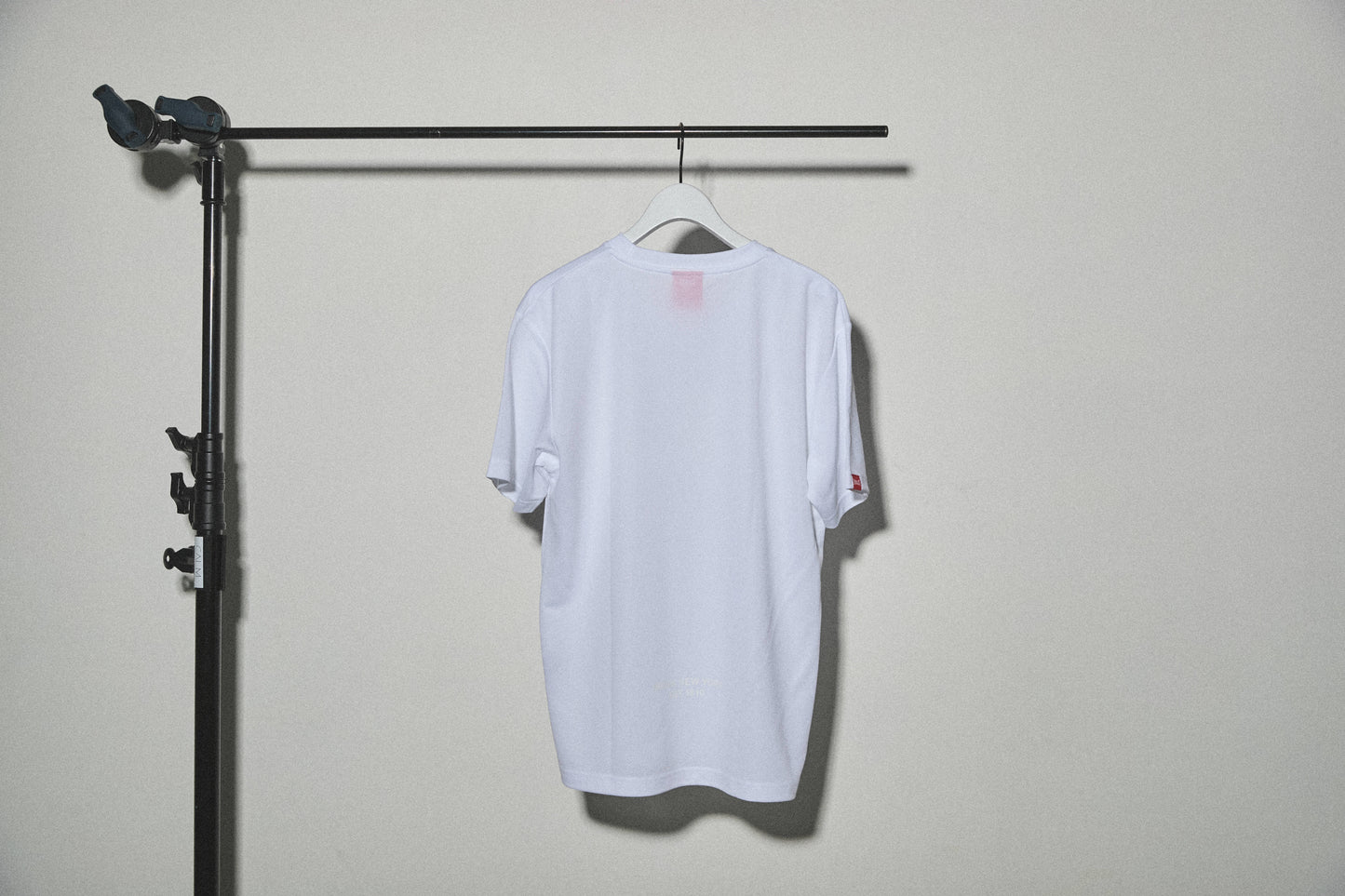 EVERLAST DRY TEE front logo