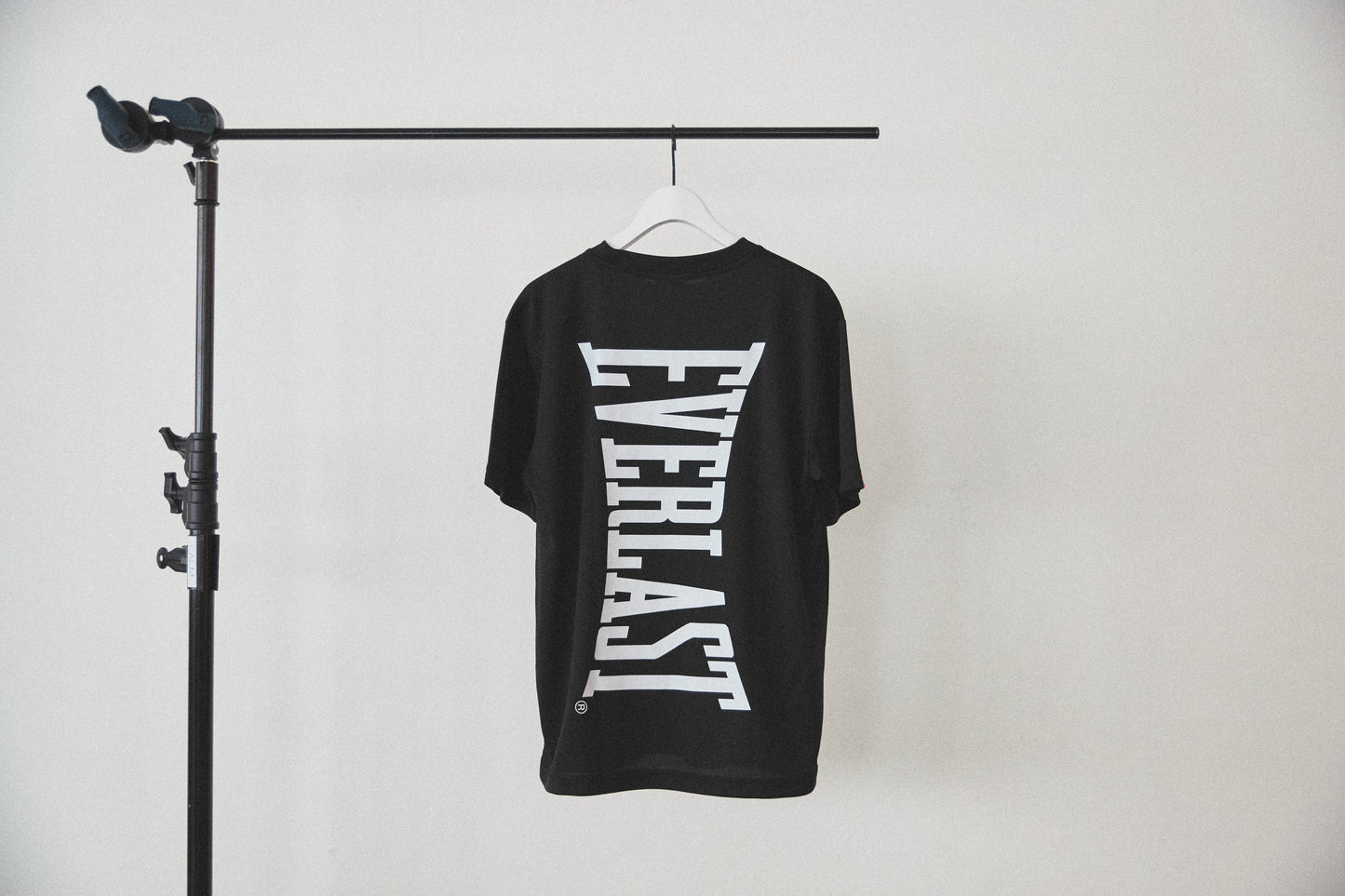 EVERLAST DRY TEE back logo