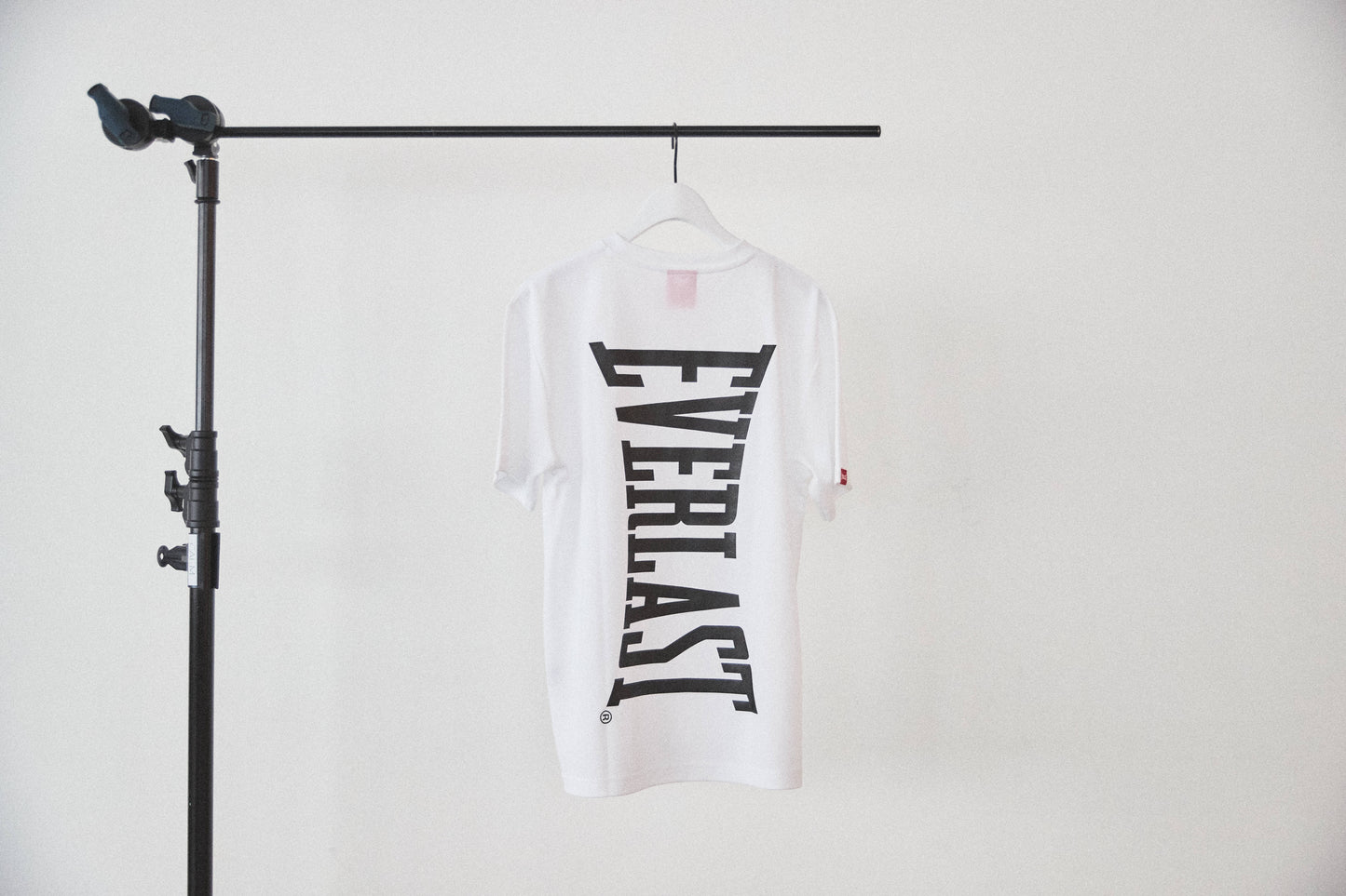 EVERLAST DRY TEE back logo