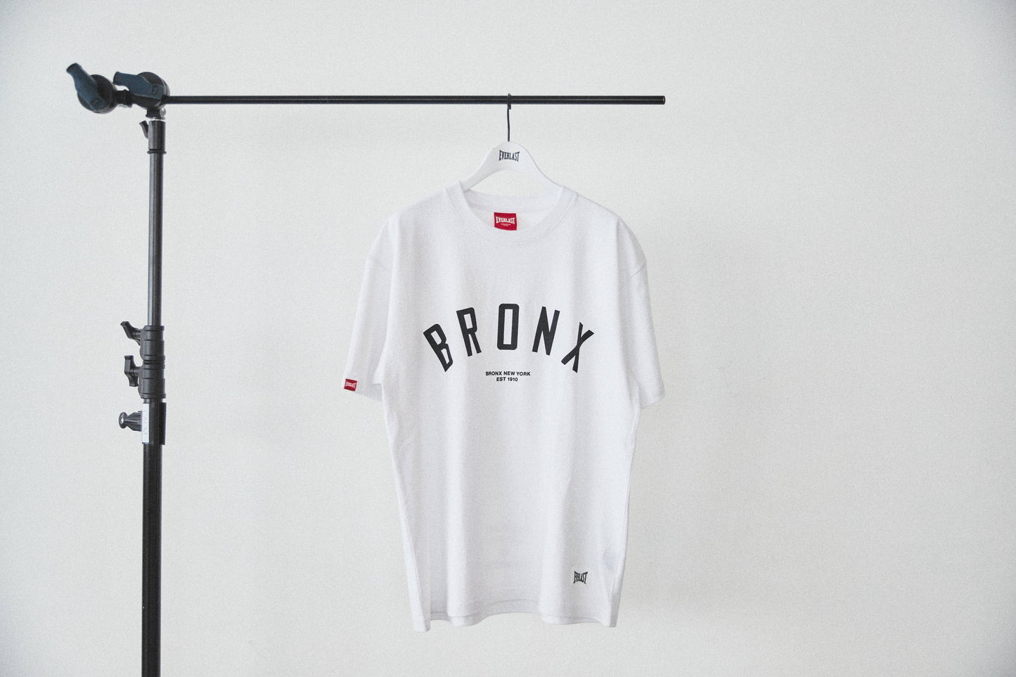 EVERLAST graphic TEE