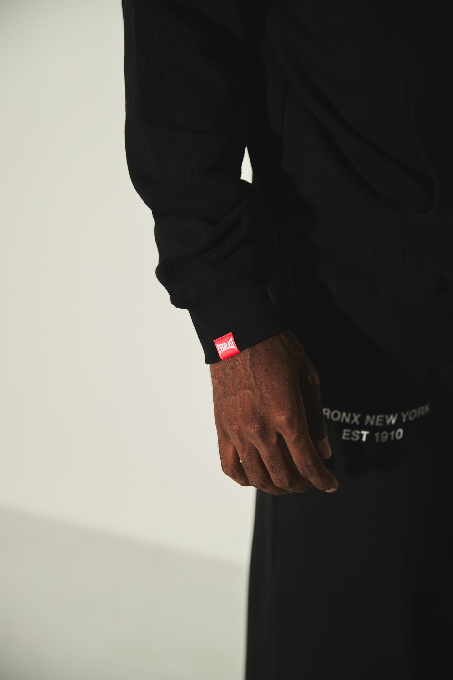 EVERLAST parallel LOGO HOODIE